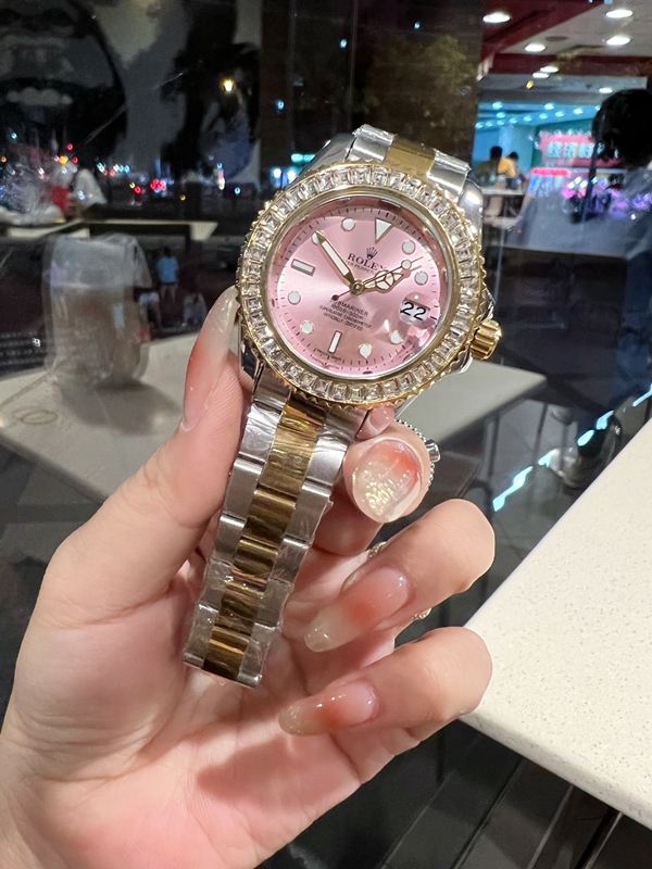 ブランド時計角部分ディテール